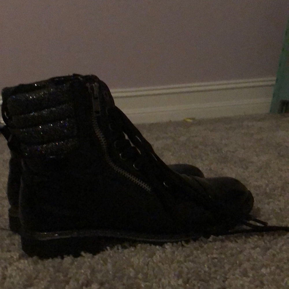 Black boots